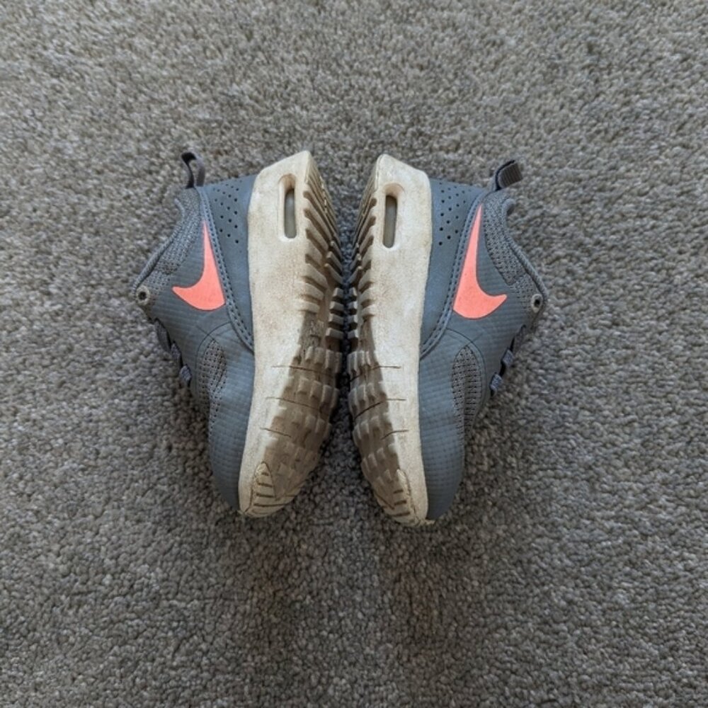 Nike gray and pink kids sneakers shoes size 5